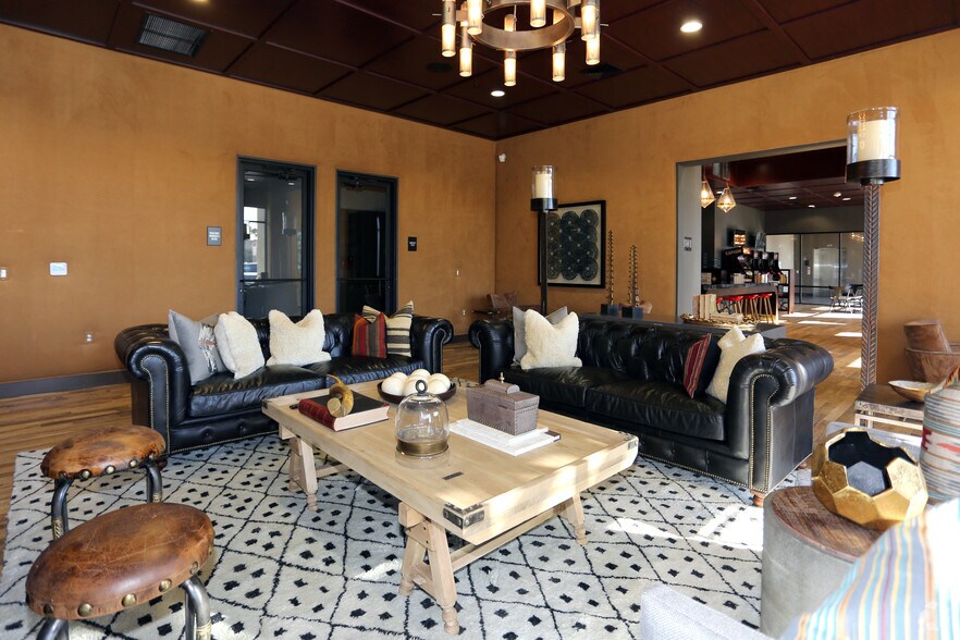 More Photos Of 7350 E Stetson Dr, Scottsdale Apartments For Lease