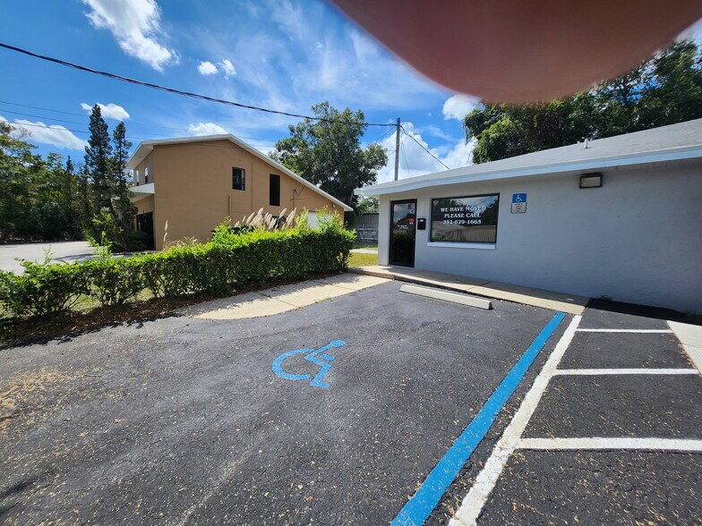 More Photos Of 1740 NE 23rd Ter, Ocala Warehouse For Lease