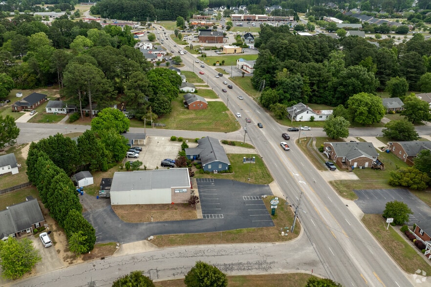 More Photos Of 3601 Airport Blvd NW, Wilson Freestanding For Lease