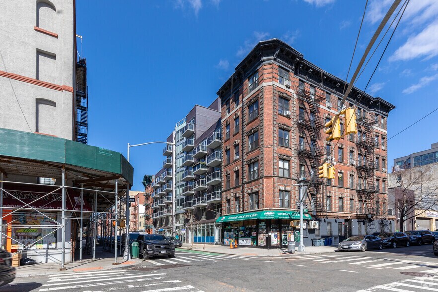 More Photos Of 196 Stanton St, New York Multifamily For Sale