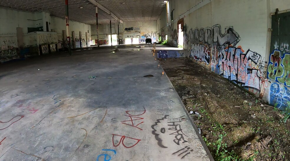 More Photos Of Lot 21-23 Holman St, Baldwinville Warehouse For Sale