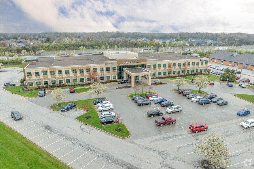 More Photos Of 4880 Century Plaza Rd, Indianapolis Medical For Lease