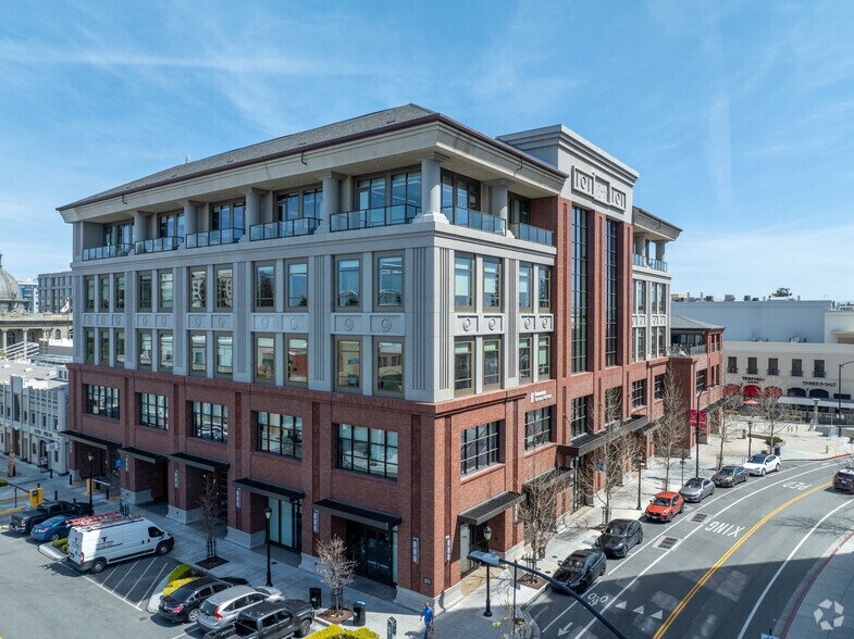 More Photos Of 889 Winslow St, Redwood City Office For Lease
