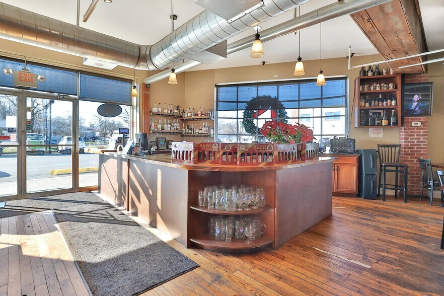 More Photos Of 148-164 E Route 59, Nanuet Freestanding For Sale