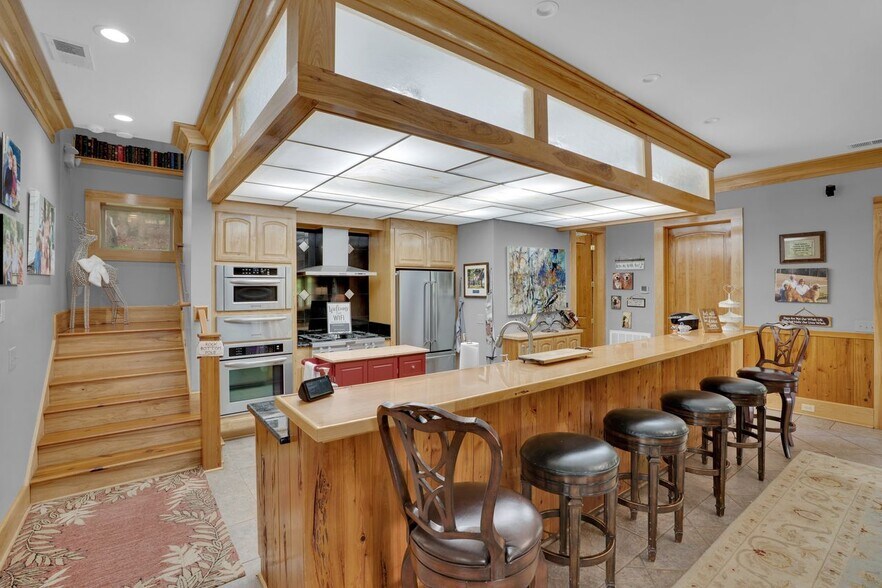 More Photos Of 1530 Buck Hill Rd, Ridgeway Industrial For Sale