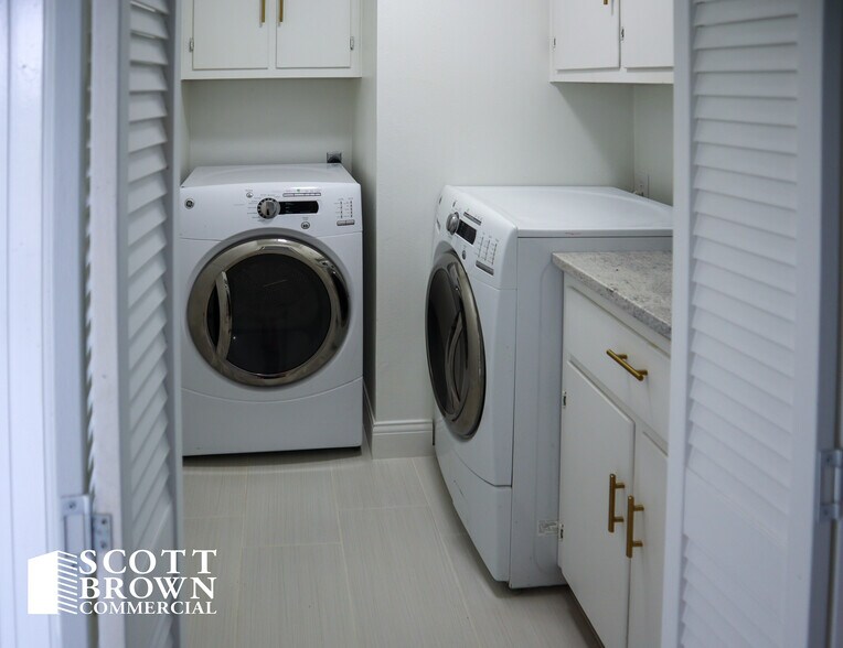 More Photos Of 10935 FM 1385, Pilot Point Unknown For Lease