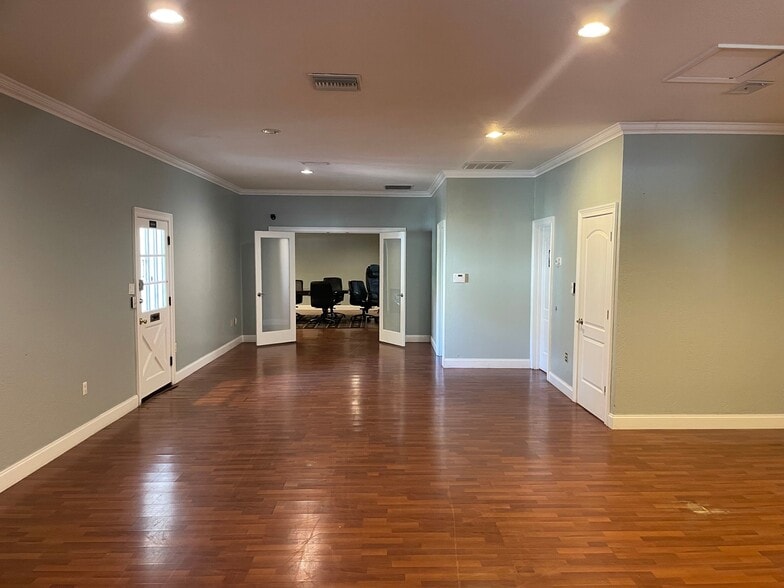 More Photos Of 1844 W Fairbanks Ave, Winter Park Office For Lease