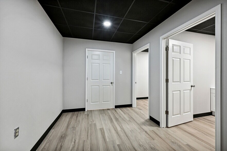 More Photos Of 1705 C M Fagan Dr, Hammond Convenience Store For Sale