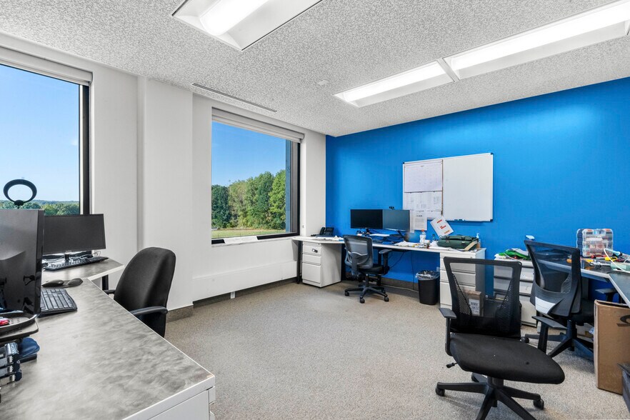 More Photos Of 1 Broadcast Way, Cadillac Medical For Sale
