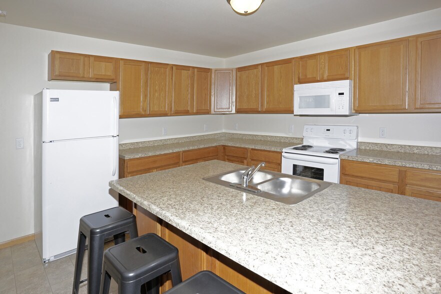 More Photos Of 501 12th Ave SE, Stanley Apartments For Lease