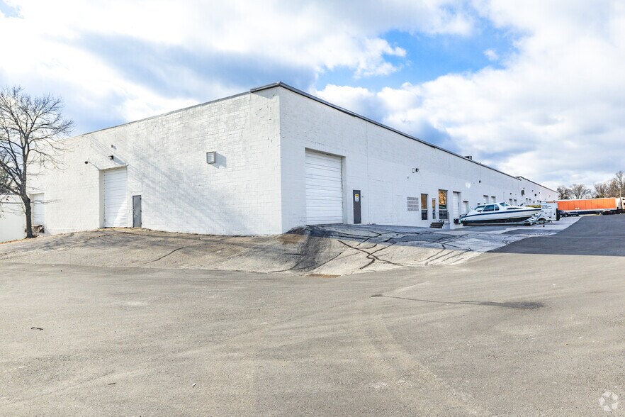 Primary Photo Of 4139-4153 Amos Ave, Baltimore Light Manufacturing For Lease