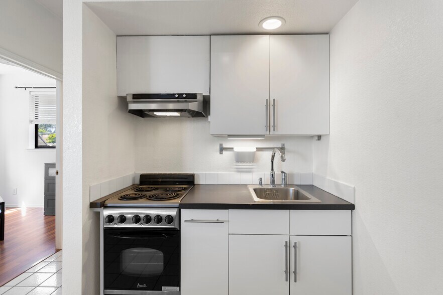 More Photos Of 9930 Calvine Rd, Sacramento Apartments For Sale