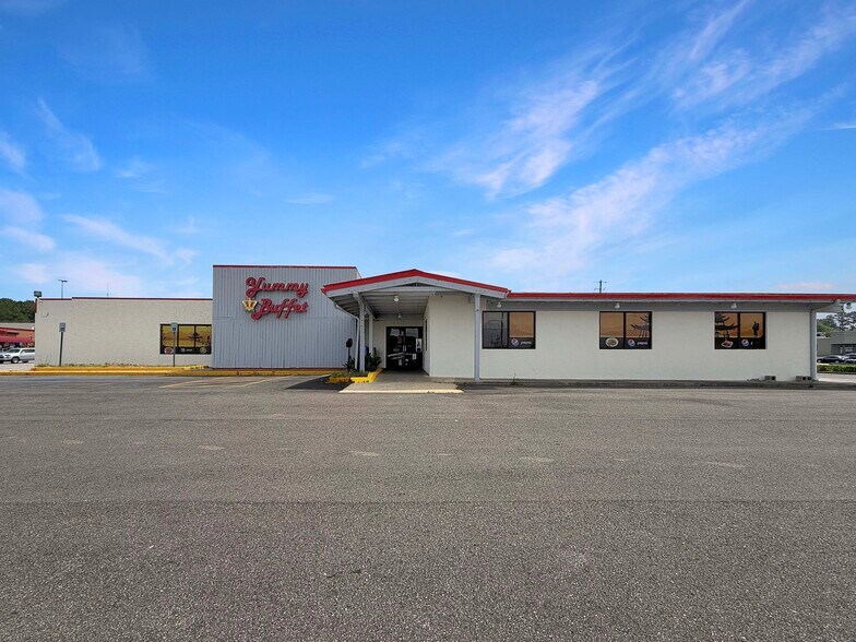 Primary Photo Of 1816 McFarland Blvd, Northport Restaurant For Lease