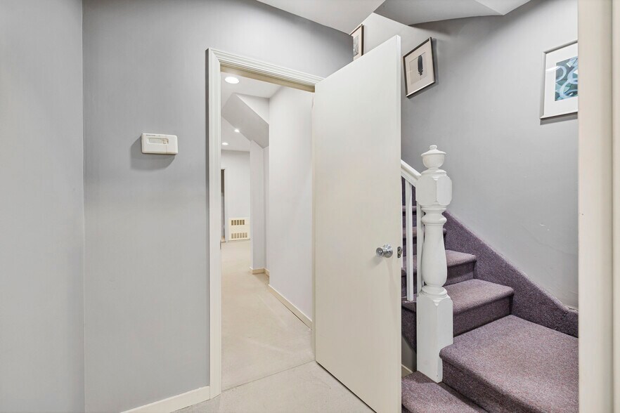 More Photos Of 295 W Route 59, Spring Valley Office Residential For Sale