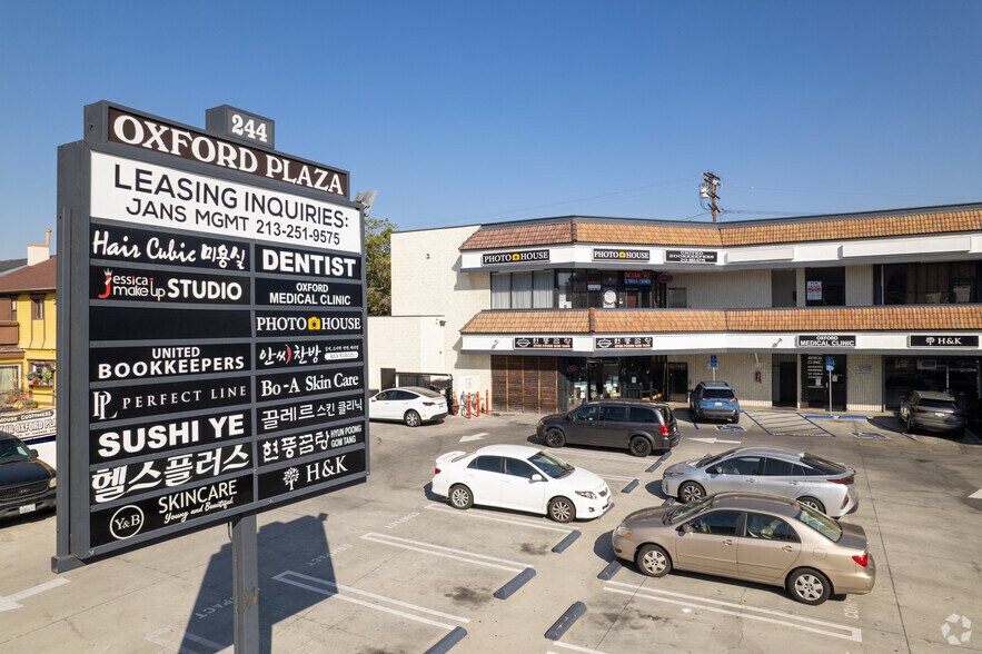 More Photos Of 238-244 S Oxford Ave, Los Angeles Unknown For Lease