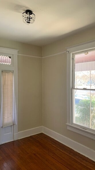 More Photos Of 2053 Linden Ave, Memphis Apartments For Sale