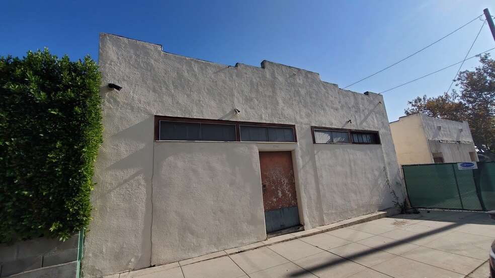 More Photos Of 1736-1740 N Sierra Bonita Ave, Pasadena Office Residential For Lease