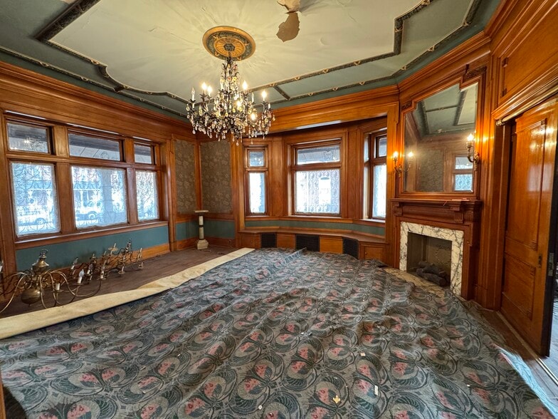 More Photos Of 624 W Main St, Norristown Warehouse For Sale