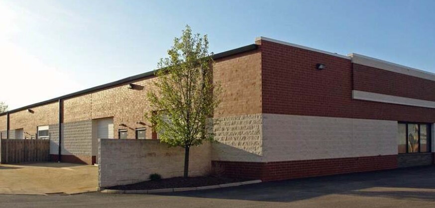 More Photos Of 26851 Miles Rd, Warrensville Heights Flex For Lease