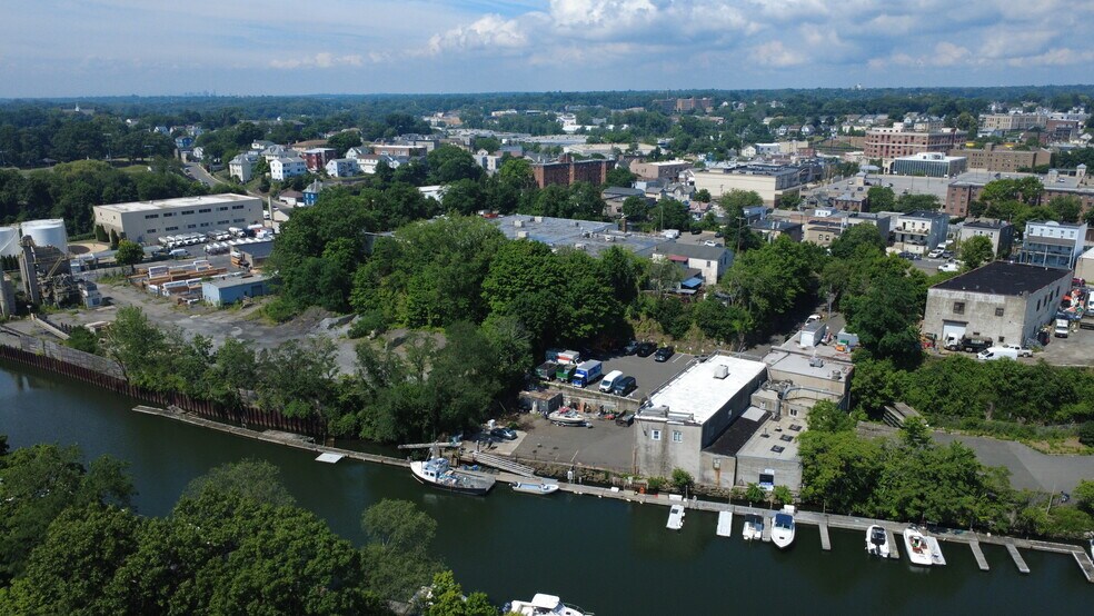 More Photos Of 1 Martin Pl, Port Chester Land For Lease
