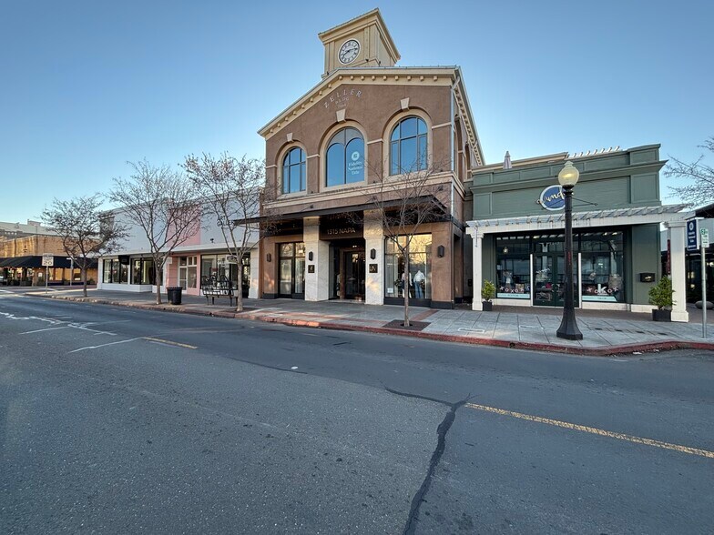 More Photos Of 1315-1319 1st St, Napa Office For Lease
