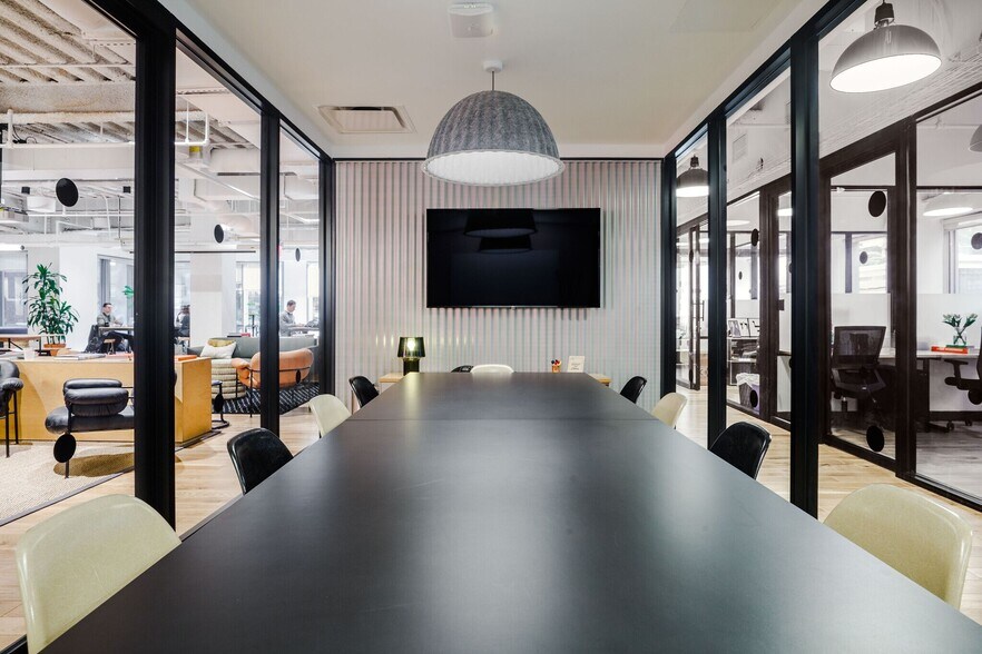 More Photos Of 750 Lexington Ave, New York Office For Lease