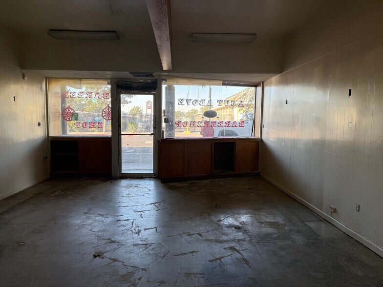 More Photos Of 130-136 S El Dorado St, Stockton Restaurant For Lease