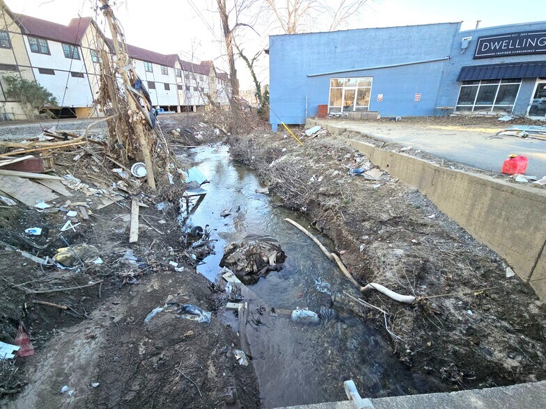 More Photos Of 9 Reed St, Asheville Land For Sale