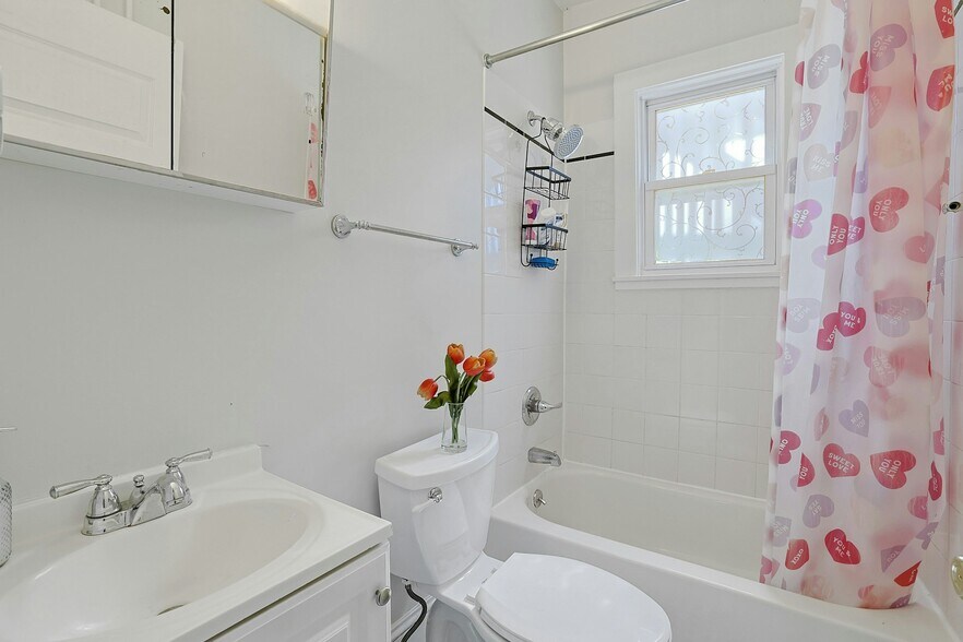More Photos Of 3 Linden Pl, Tarrytown Apartments For Sale
