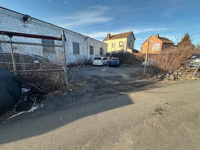 More Photos Of 3630 Rombouts Ave, Bronx Warehouse For Lease