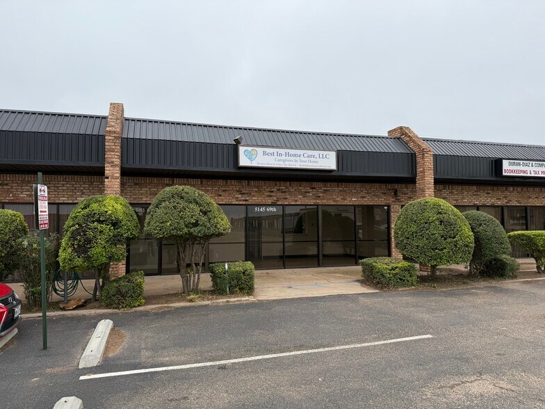 Primary Photo Of 5139-5147 69th St, Lubbock Office For Lease