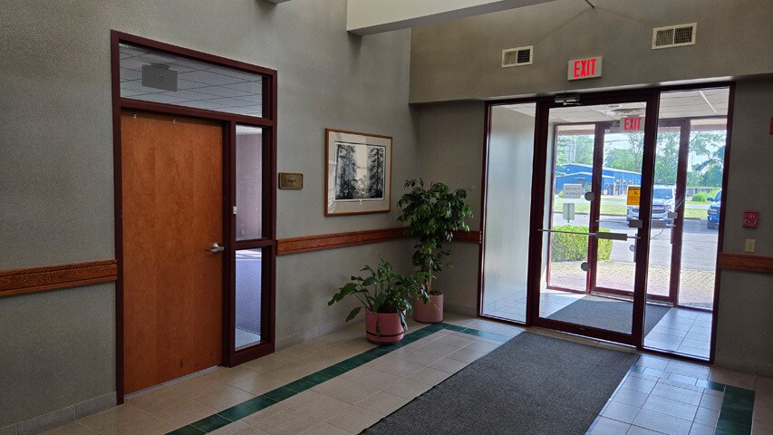 More Photos Of 3121 Clinton St, West Seneca Medical For Lease