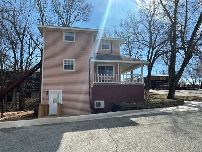 More Photos Of 115 E Van Buren, Eureka Springs Apartments For Sale