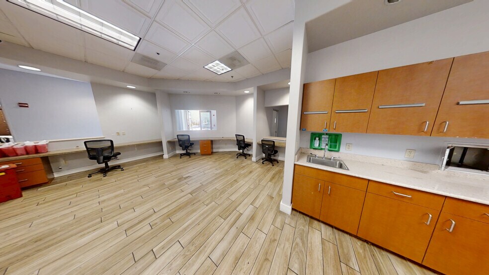 More Photos Of 5981 E Grant Rd, Tucson Medical For Lease