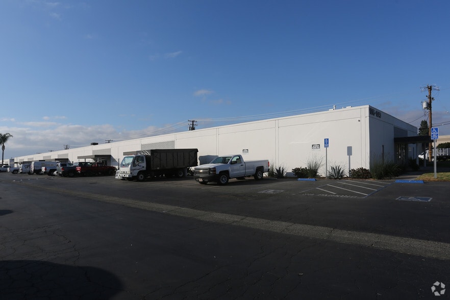 More Photos Of 1350 W Collins Ave, Orange Unknown For Lease