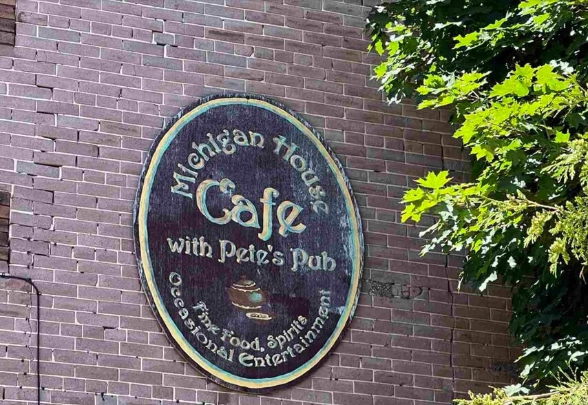 More Photos Of 300 6th St, Calumet Storefront Retail Residential For Sale