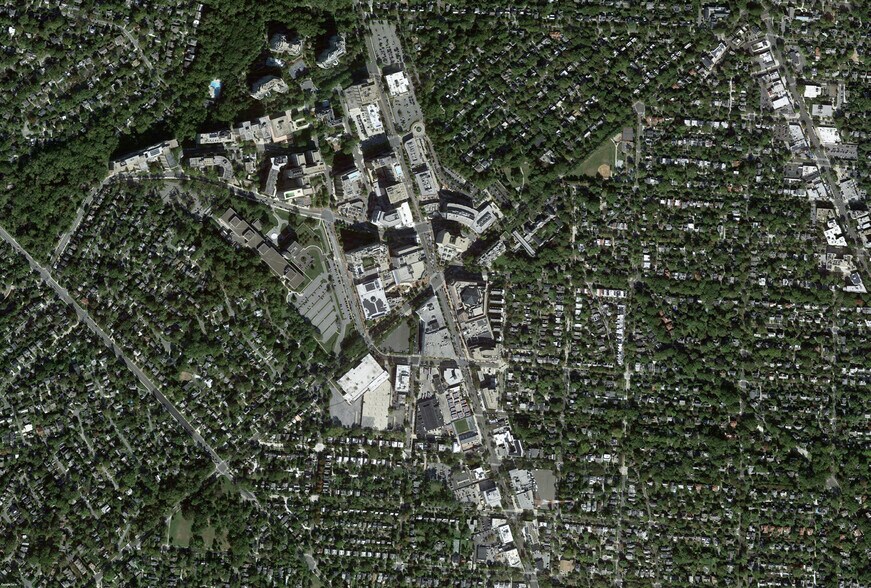 More Photos Of 5335 Wisconsin Ave NW, Washington Office For Lease