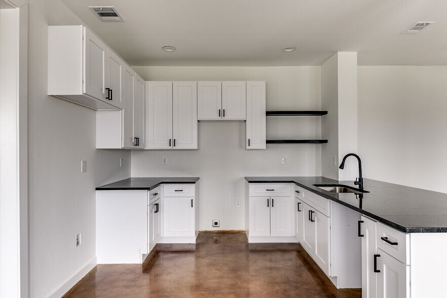 More Photos Of 1020 Burnett blvd, Alvarado Apartments For Sale