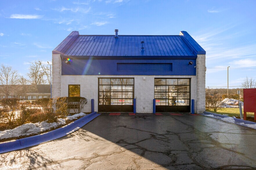 More Photos Of 2380 Jolly Rd, Okemos Carwash For Sale