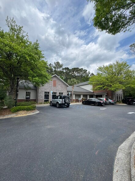 More Photos Of 501 Bramson Ct, Mount Pleasant Medical For Sale