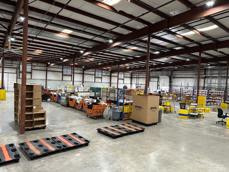 More Photos Of 3655 Reed St, Winston-Salem Warehouse For Sale