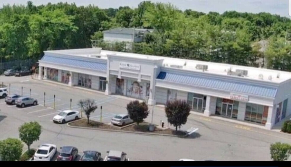 More Photos Of 150 Greaves Ln, Staten Island Unknown For Lease