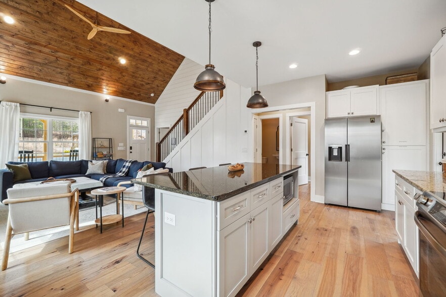 More Photos Of 1300 Preacher Campbell Rd, Clarkesville Multifamily For Sale