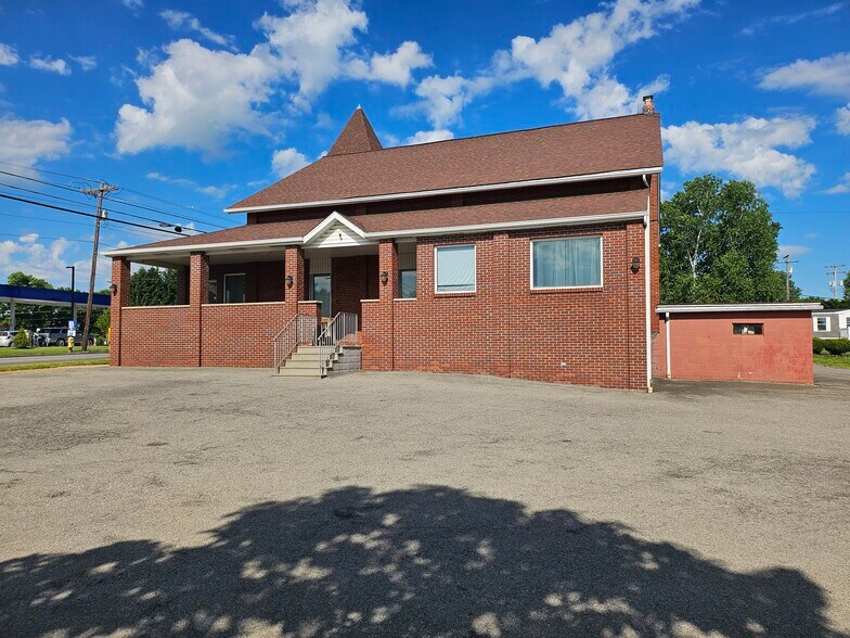 More Photos Of 662 New Castle Rd, Butler Office For Sale