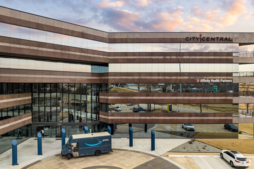 More Photos Of 500 N Central Expy, Plano Coworking Space