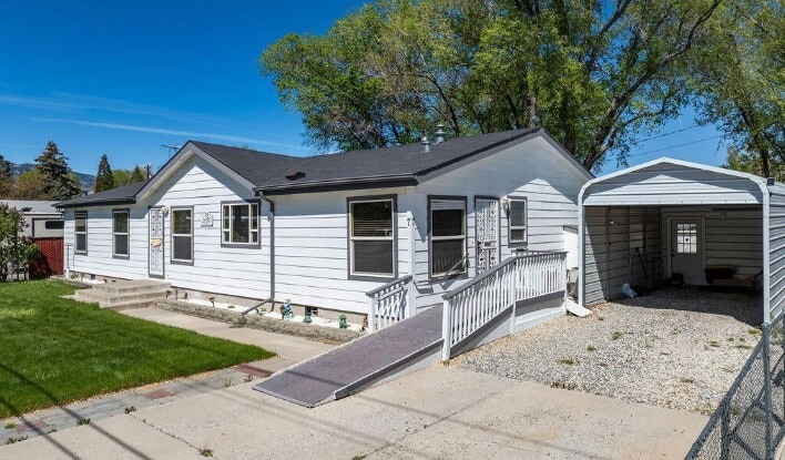 More Photos Of 2650 Carmine St, Carson City Multifamily For Sale