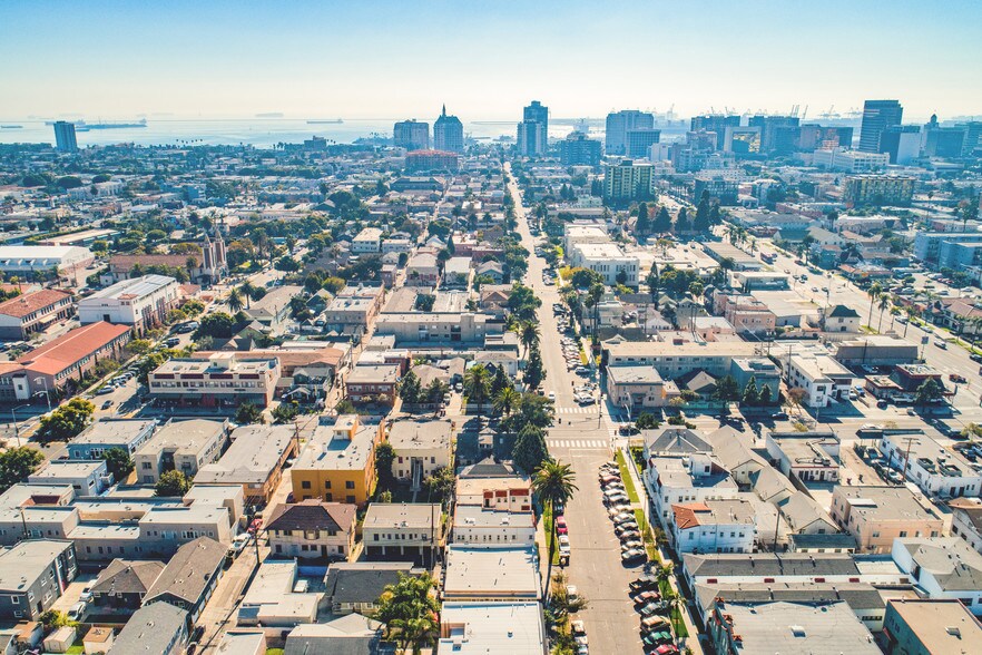 More Photos Of 707 E 7th St, Long Beach Apartments For Sale