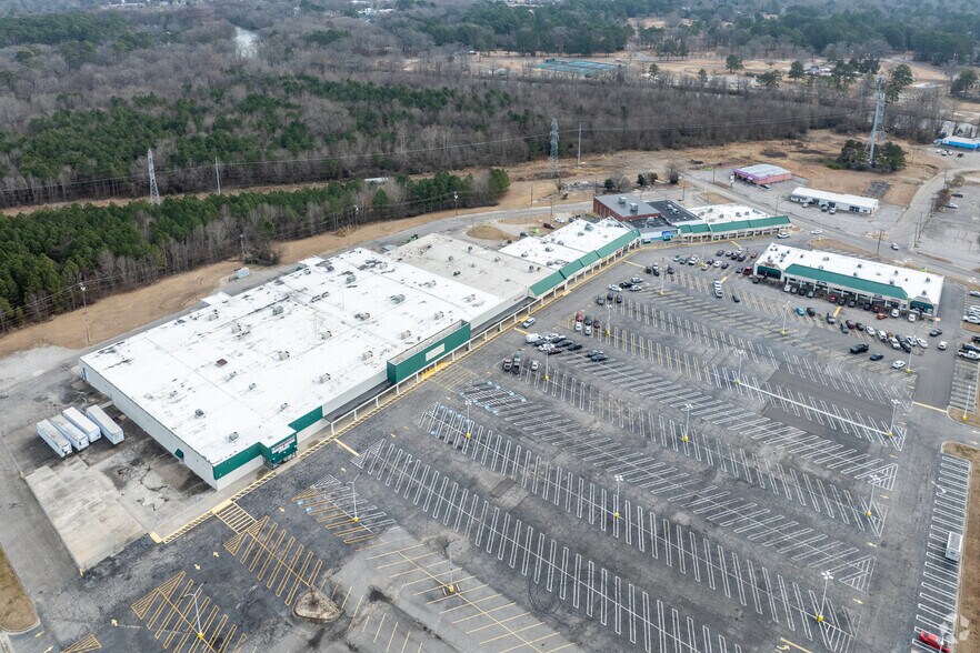 More Photos Of 1900-1974 Stone Rose Dr, Rocky Mount General Retail For Lease