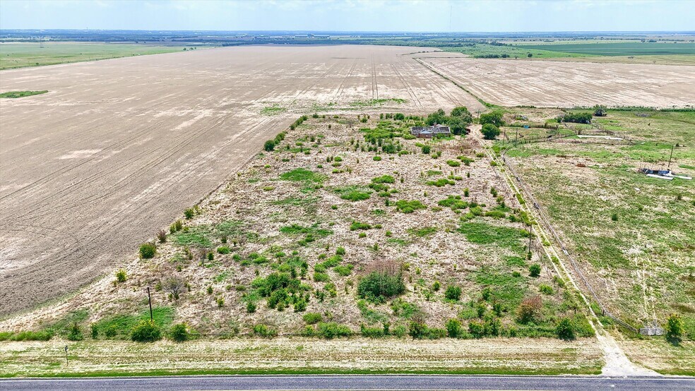 More Photos Of FM 902 & Wall Street, Howe Land For Sale