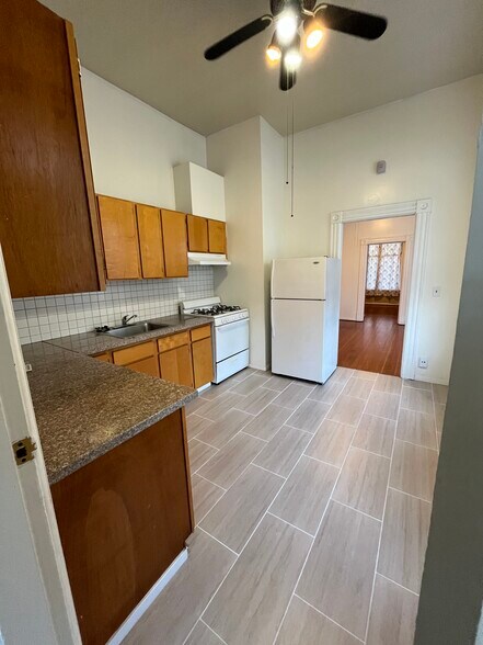 More Photos Of 1905 10th St, Sacramento Apartments For Sale
